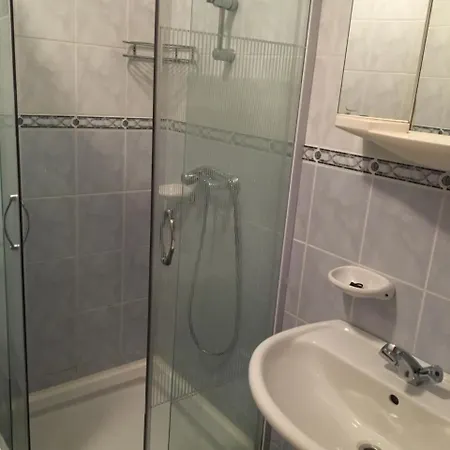 Medences Oenallo 4 Fos 2 Legteru, Felszerelt Foeldszinti Apartman, Terasszal, Wi-fivel, 30 Meterre A Strandtol * Σίοφοκ